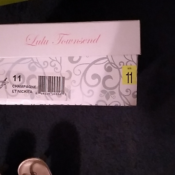 Just don't wear bought for event - Picture 2 of 2